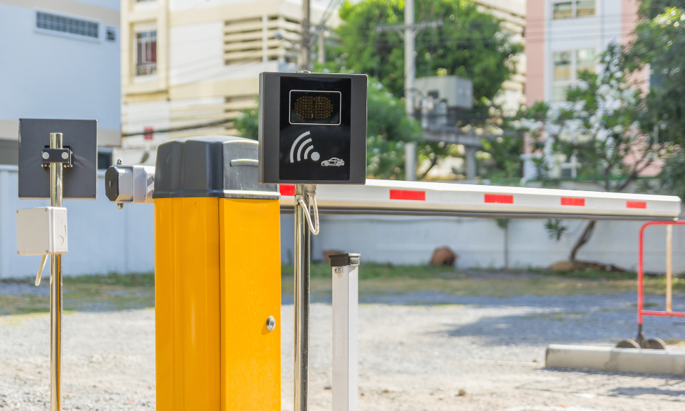 Rfid based automatic gate control system